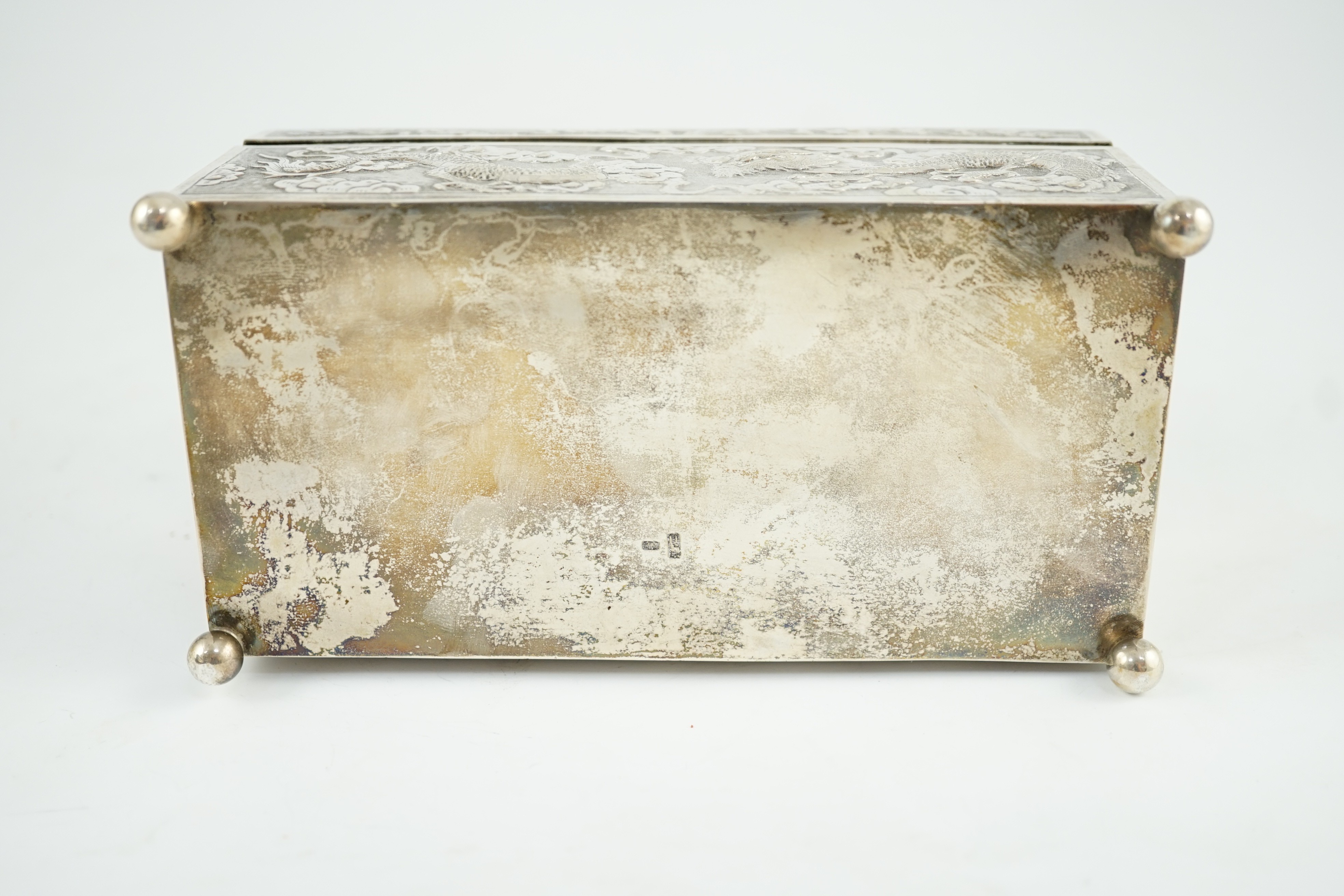 A late 19th/early 20th century Chinese Export silver rectangular cigarette box, by WA